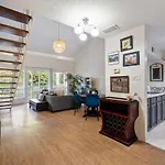 Waterfront Loft W Park View With Pool And Dock Access