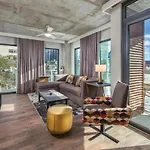 Stay In This 2Bd Resort Condo To Visit Austin Gym And Pool Onsite