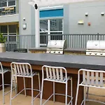 Upstay - Condo W 4Br - Pool Gym Bbq & Games
