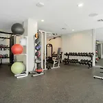 Upstay - Condo W 4Br - Pool Gym Bbq & Games