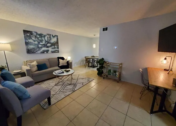 Condo Near Downtown Austin - 2Br