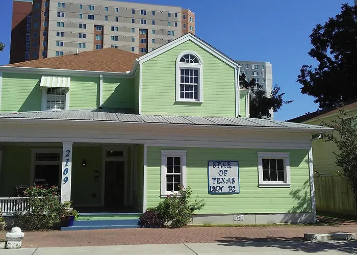 Star Of Texas Inn Building Two