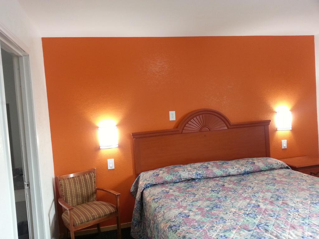 Motel Ace