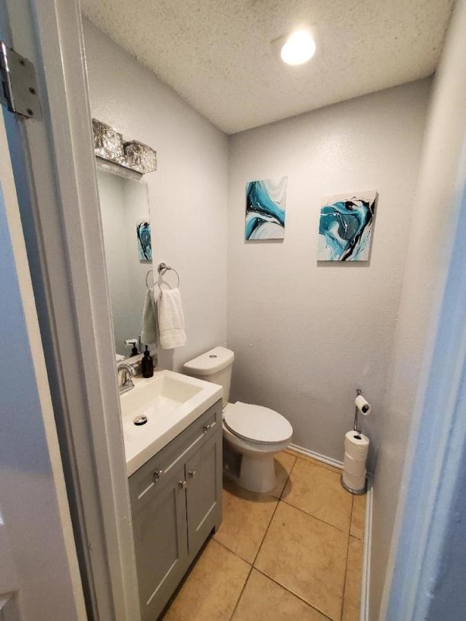 Apartment Near Downtown - 2br *