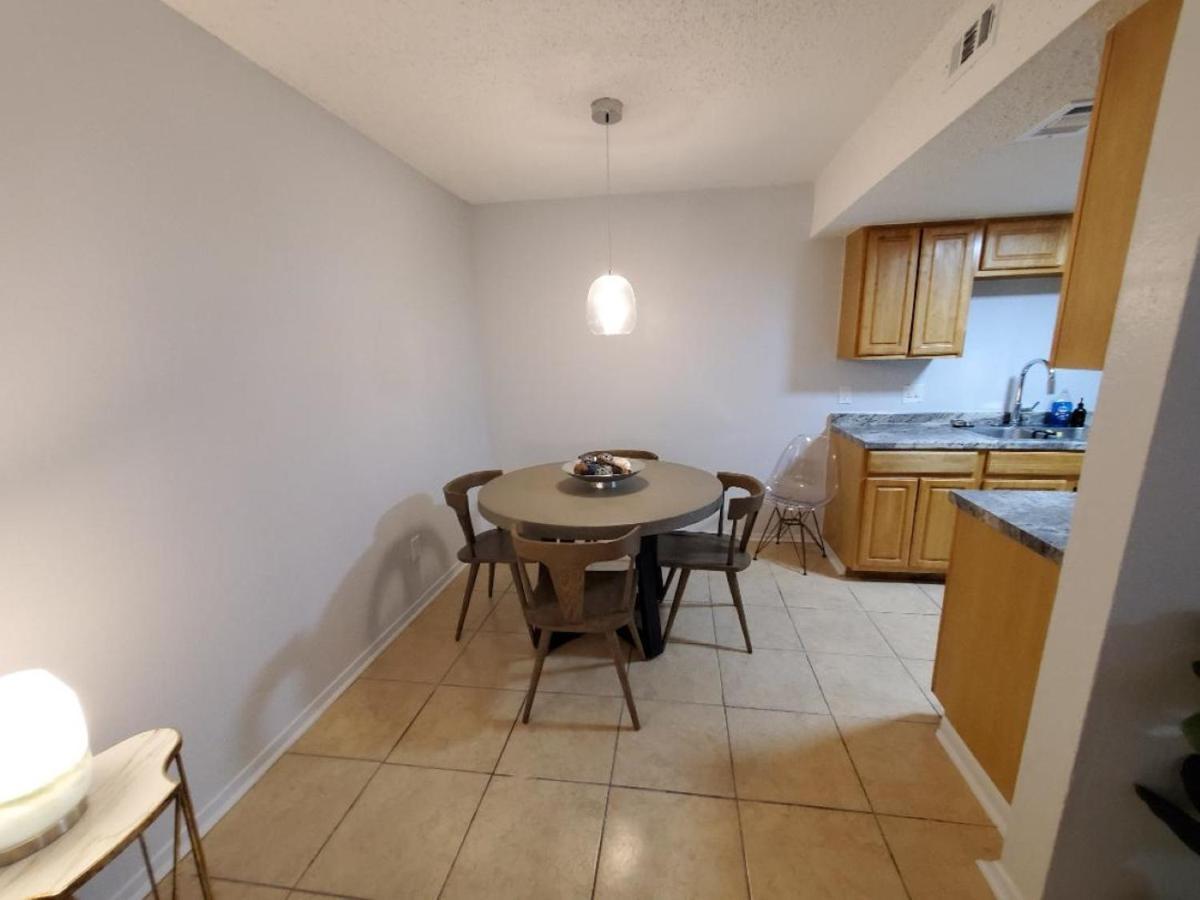 Apartment Near Downtown - 2br *