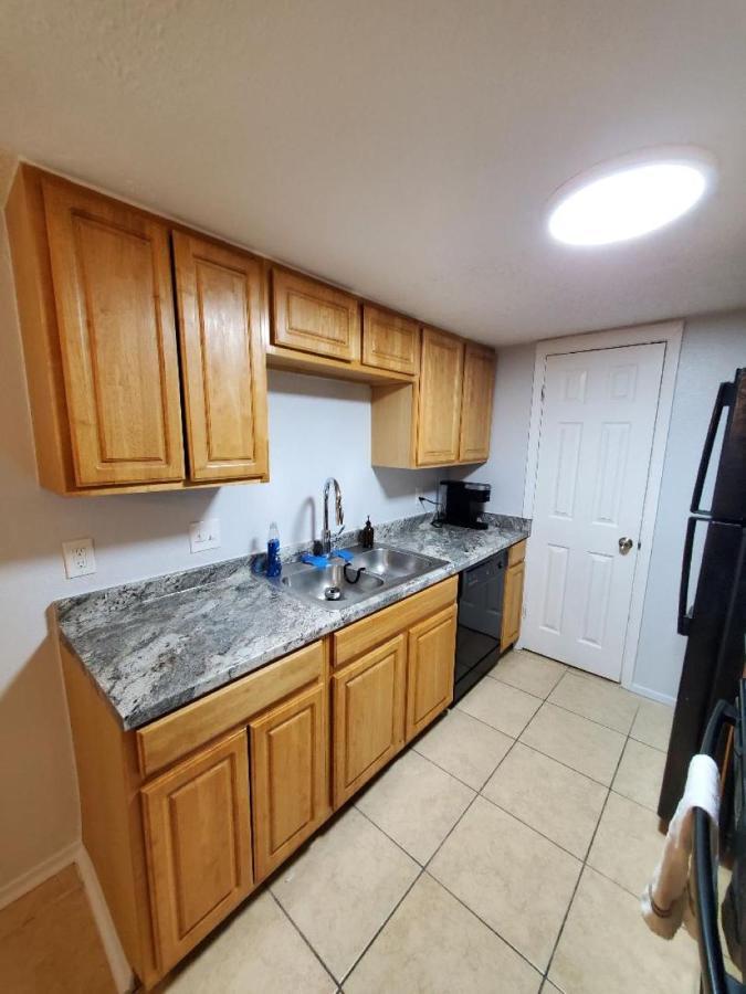 Apartment Near Downtown - 2br *