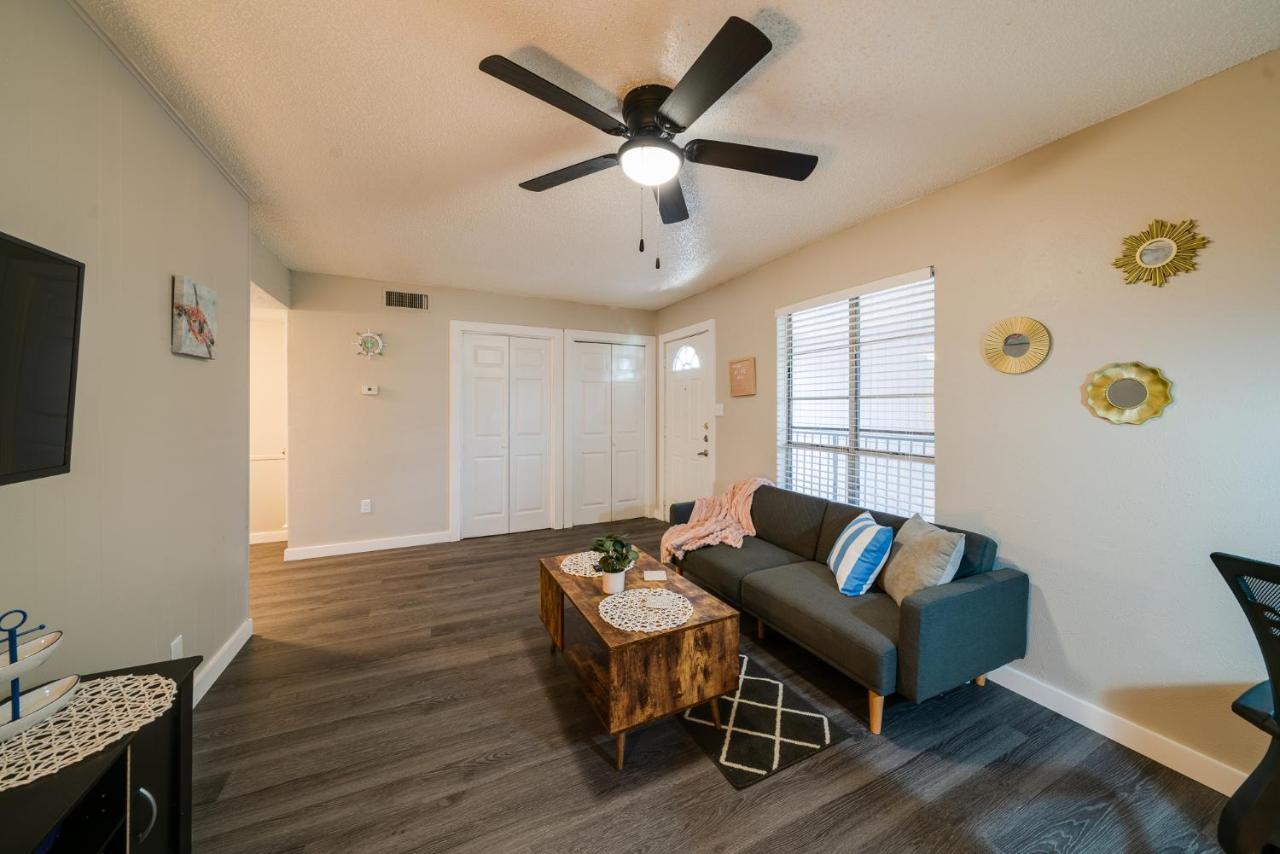 - Down By The Sea - 1 Bedroom Near Soco *