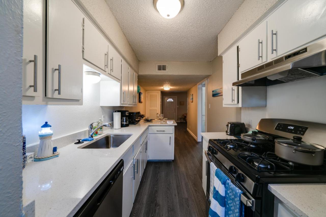 Apartment - Down By The Sea - 1 Bedroom Near Soco Austin