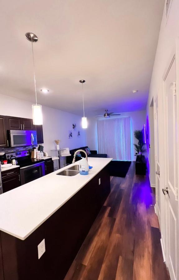 Heart Of The Domain Apartment