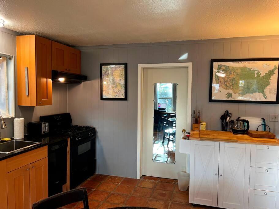 South Serendipity Hideout W/ Infrared Sauna Austin