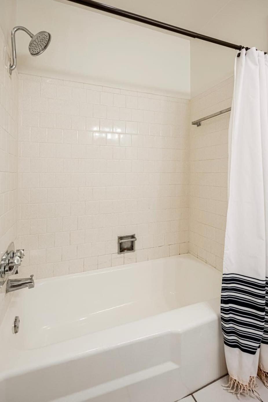 Apartment Rancho Del Sol L Sleeps 5 L Close To Downtown I Tv *