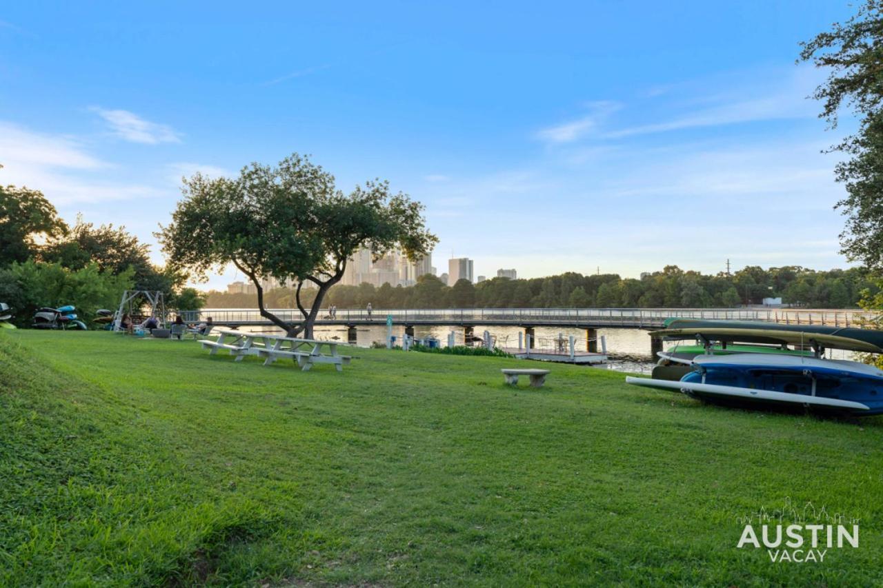Waterfront Loft W Park View With Pool And Dock Access Austin