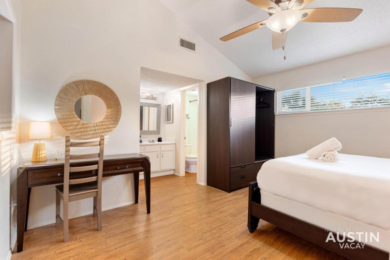 Waterfront Loft W Park View With Pool And Dock Access