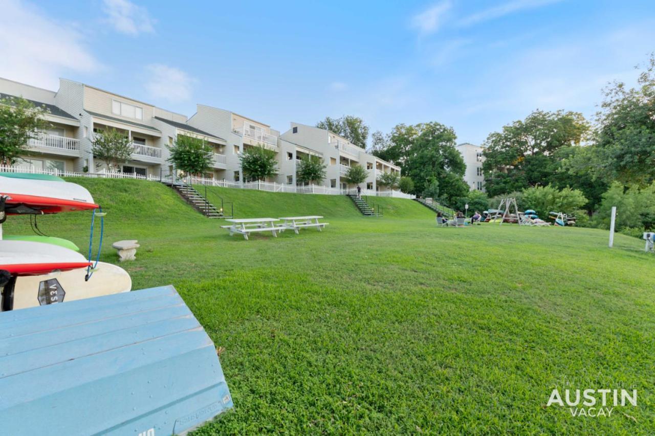 Apartment Waterfront Loft W Park View With Pool And Dock Access Austin