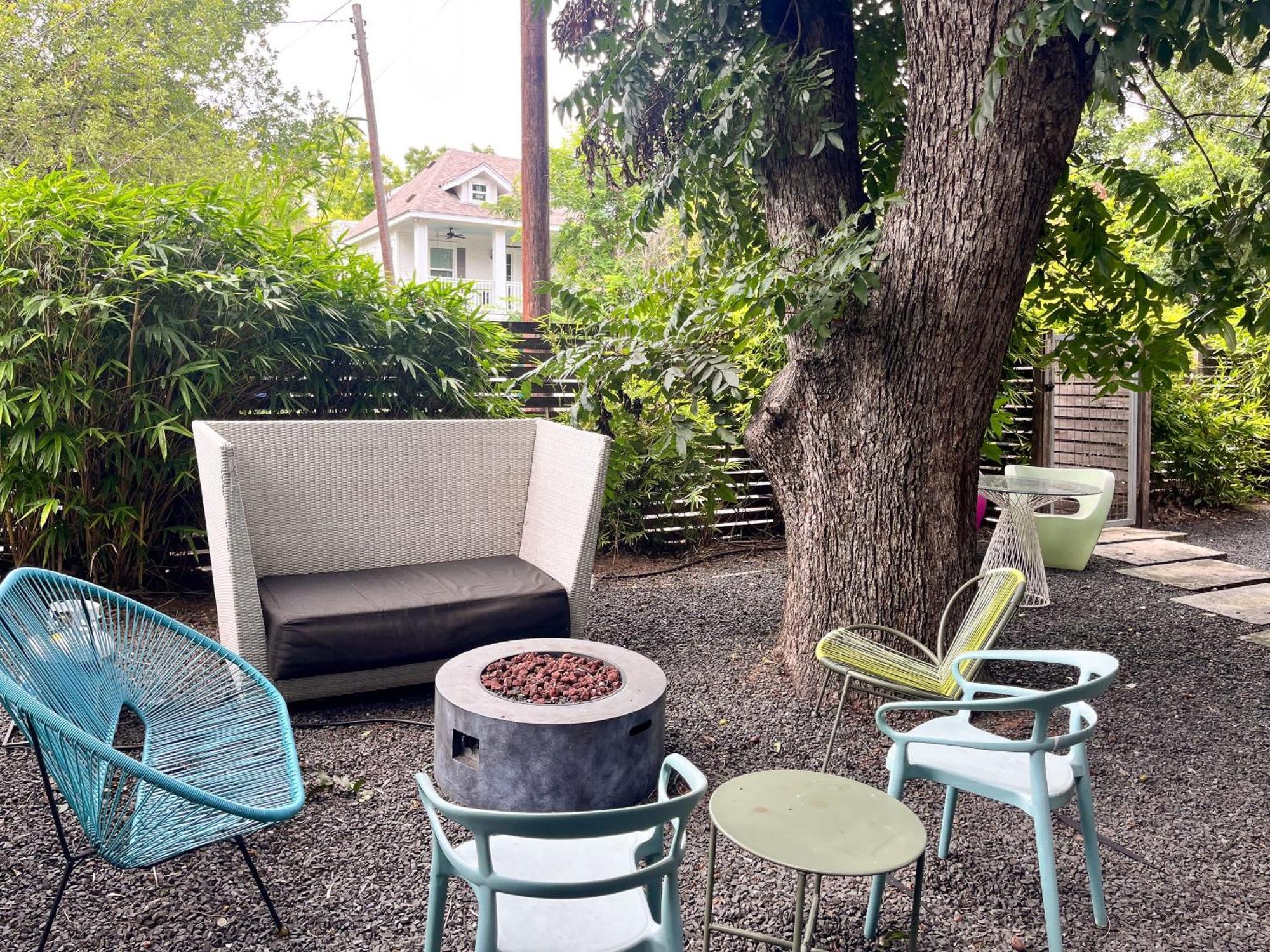 Clubhouse - Rainey Street - 6 Min Walk *