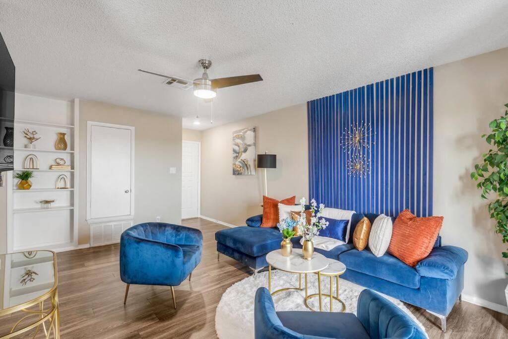 Self Check-in Free Parking Skyline View Apartment Austin
