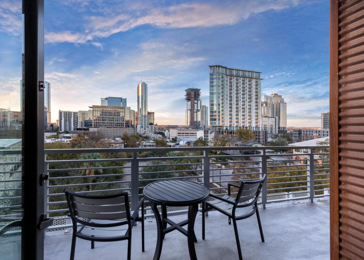 In 2bd To Visit Gym And Pool Onsite * Austin