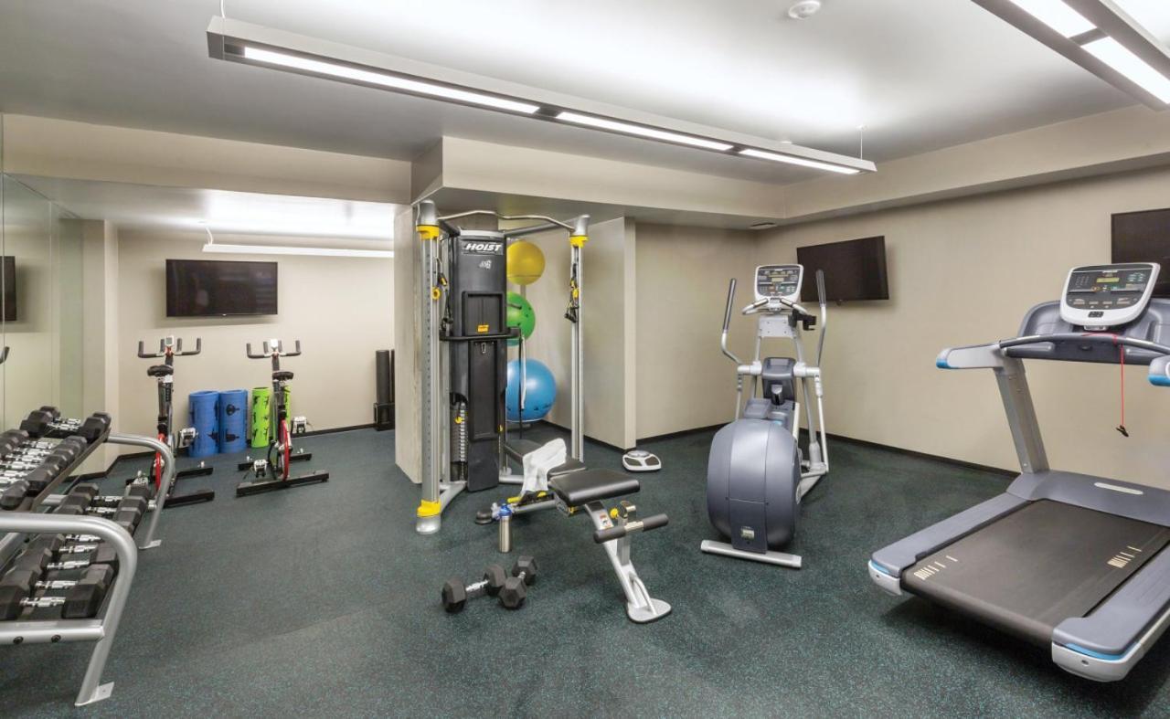 In 2bd To Visit Gym And Pool Onsite Austin
