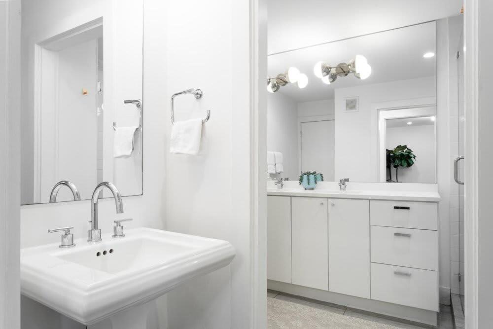Chic Clarksville 2br Near Downtown