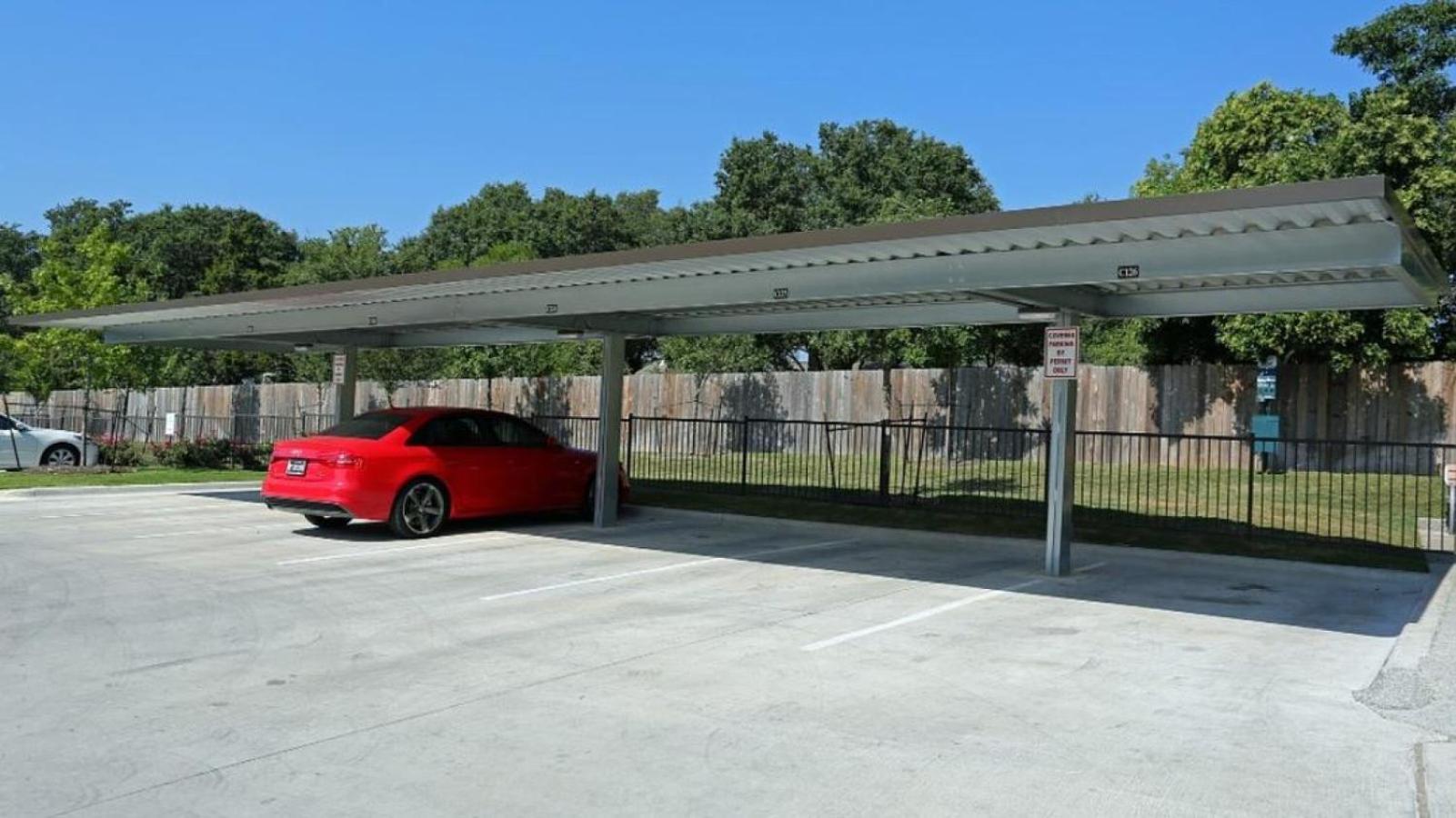 Landing At Bridge At Southpark Meadows - 3 Bedrooms In Slaughter Creek Apartment