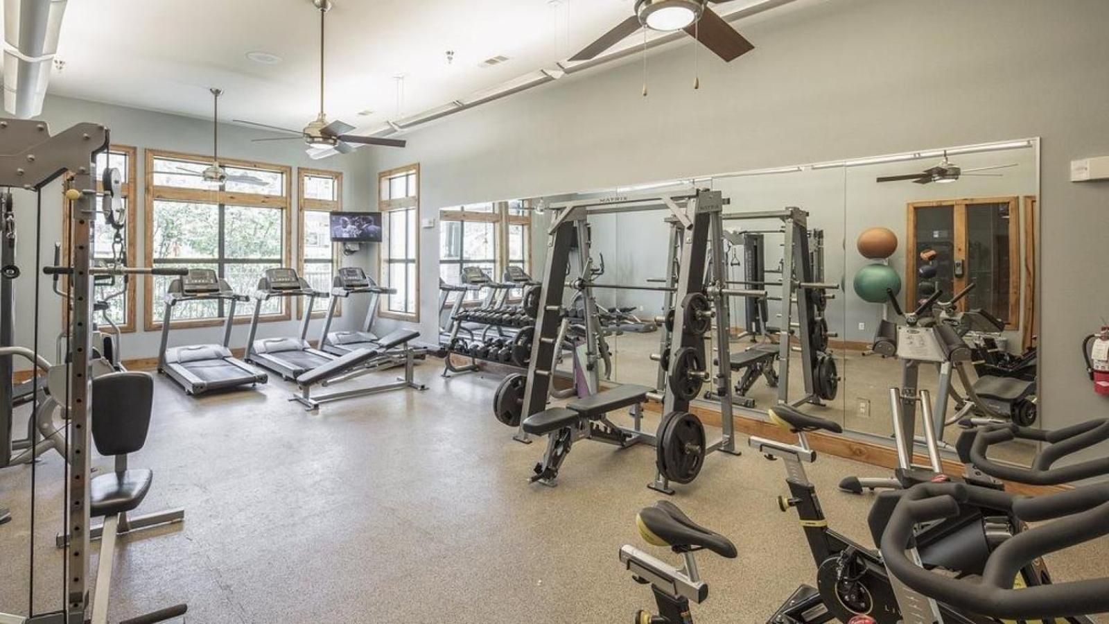 Landing At Bridge At Southpark Meadows - 3 Bedrooms In Slaughter Creek *