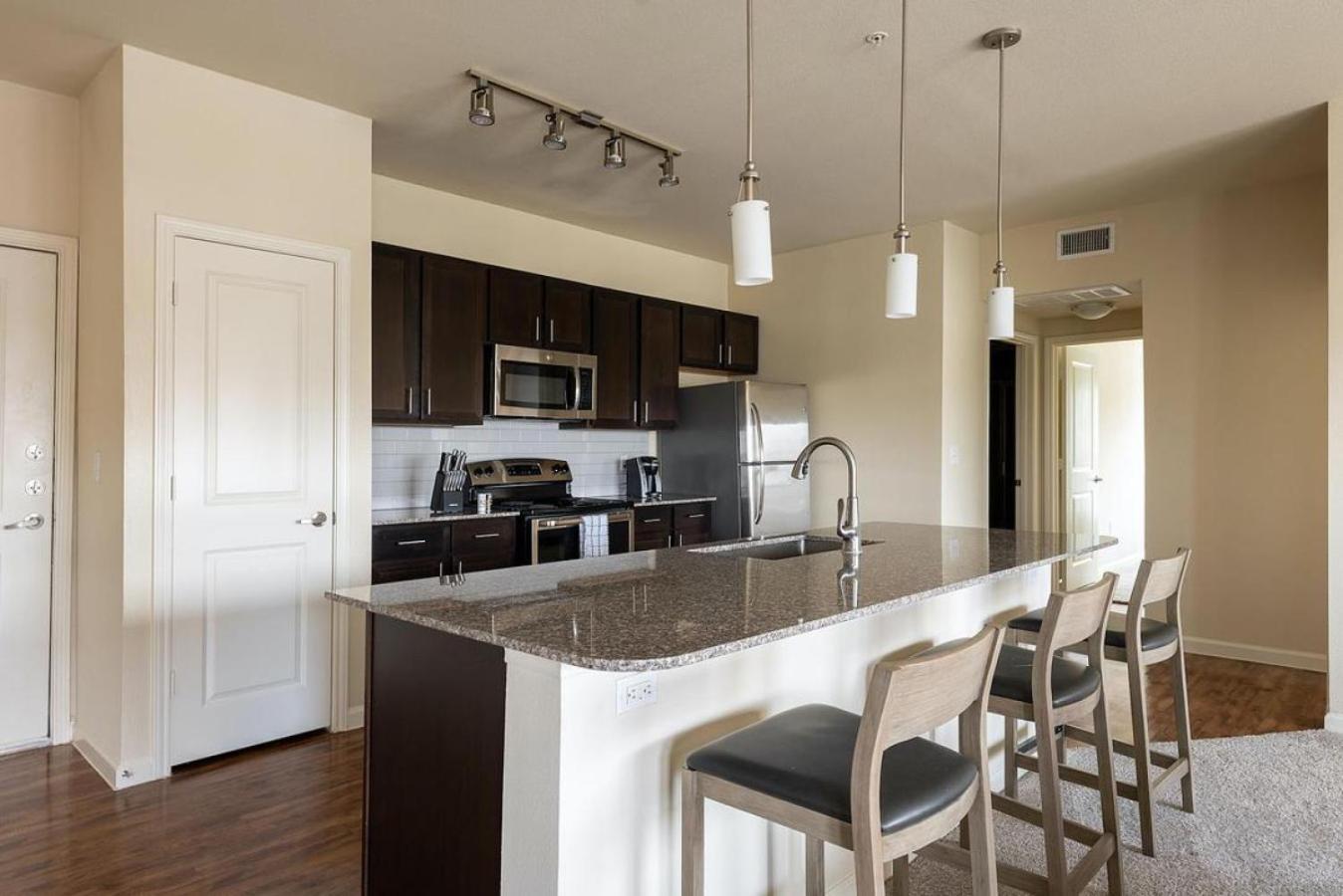 Landing At Bridge At Southpark Meadows - 3 Bedrooms In Slaughter Creek