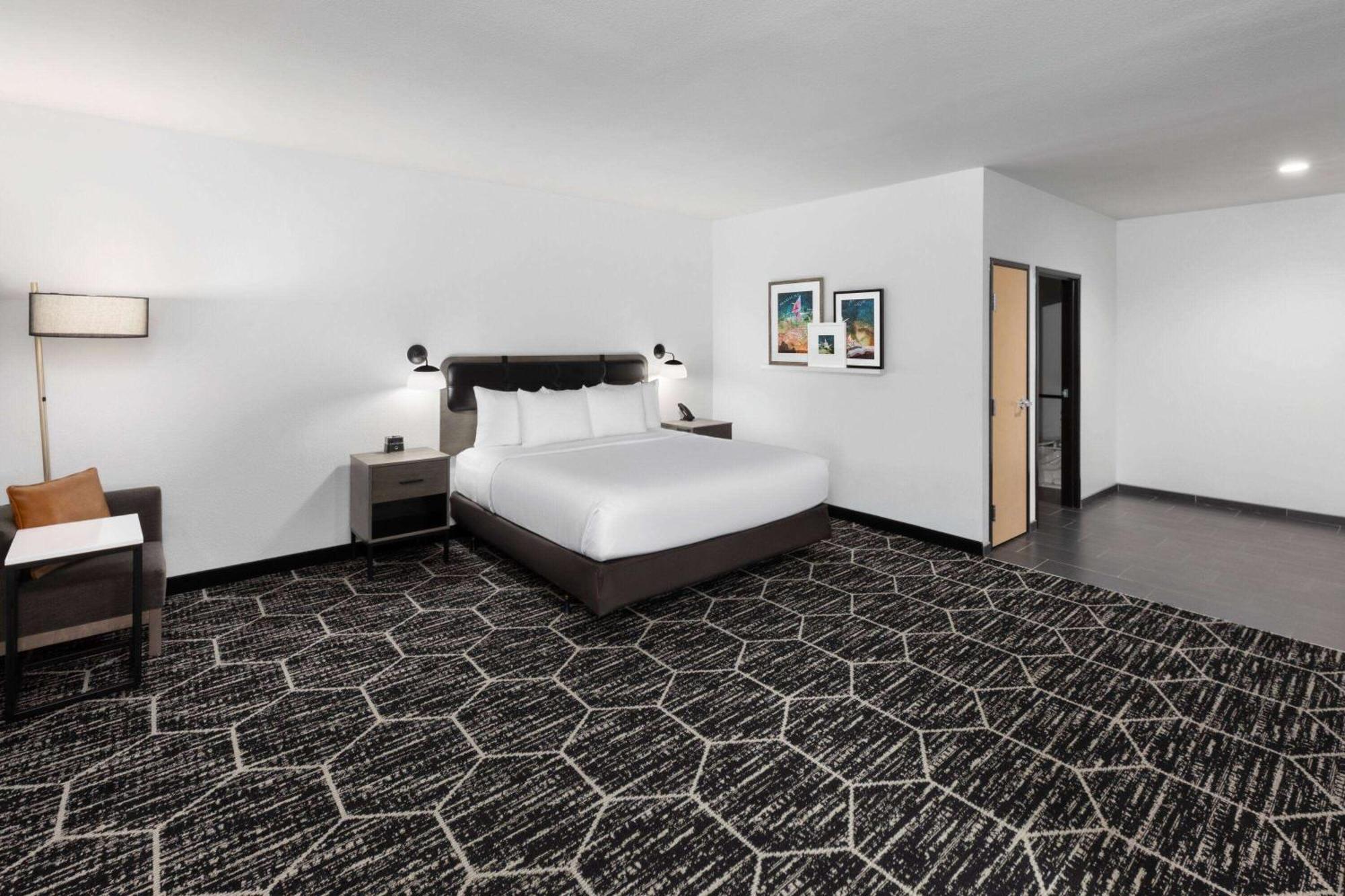 Hotel La Quinta & By Wyndham Parmer Tech Ridge Austin
