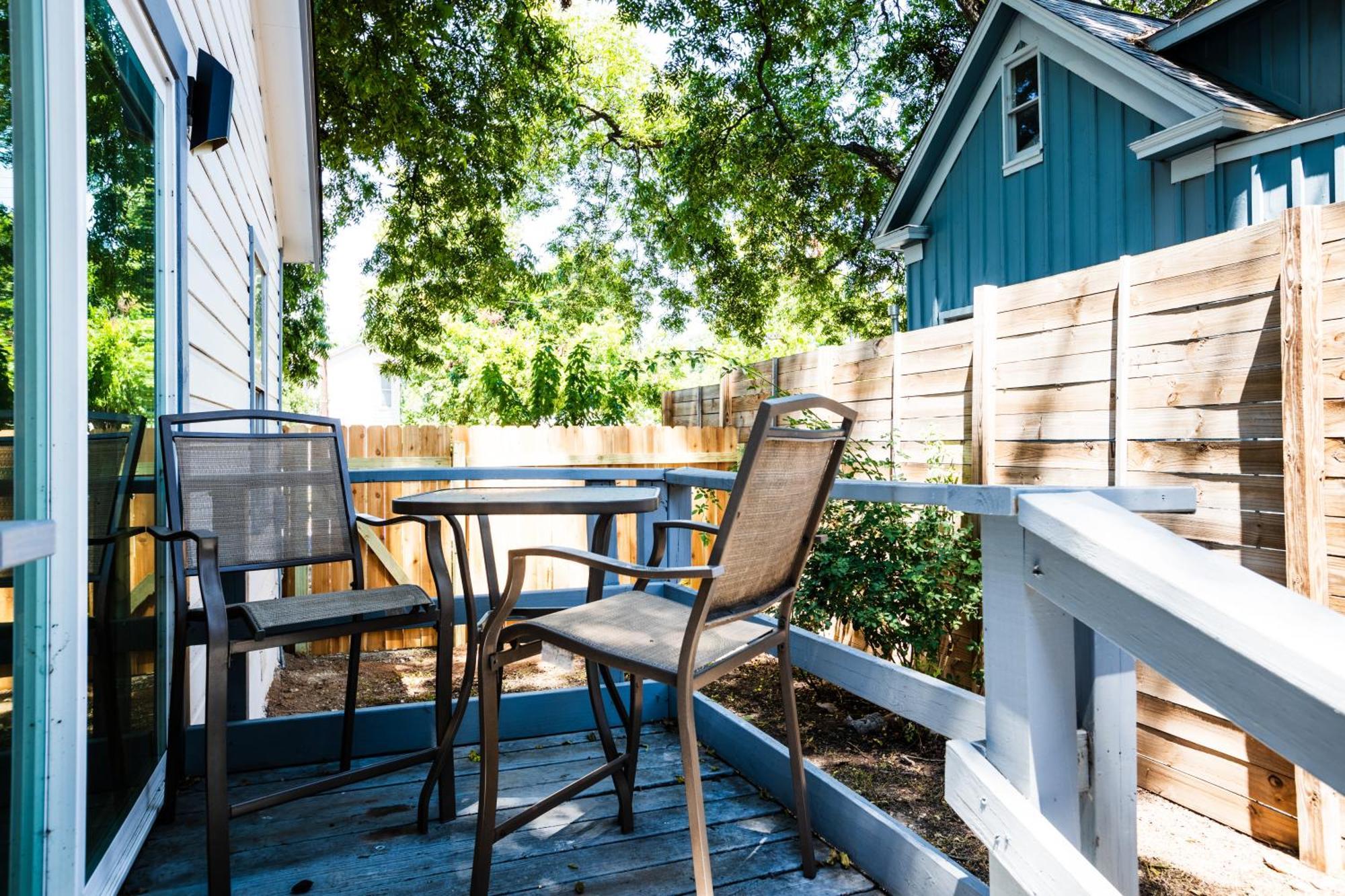 Modern Atx Escape - Walks To Lake, Spacious, King Bed Austin