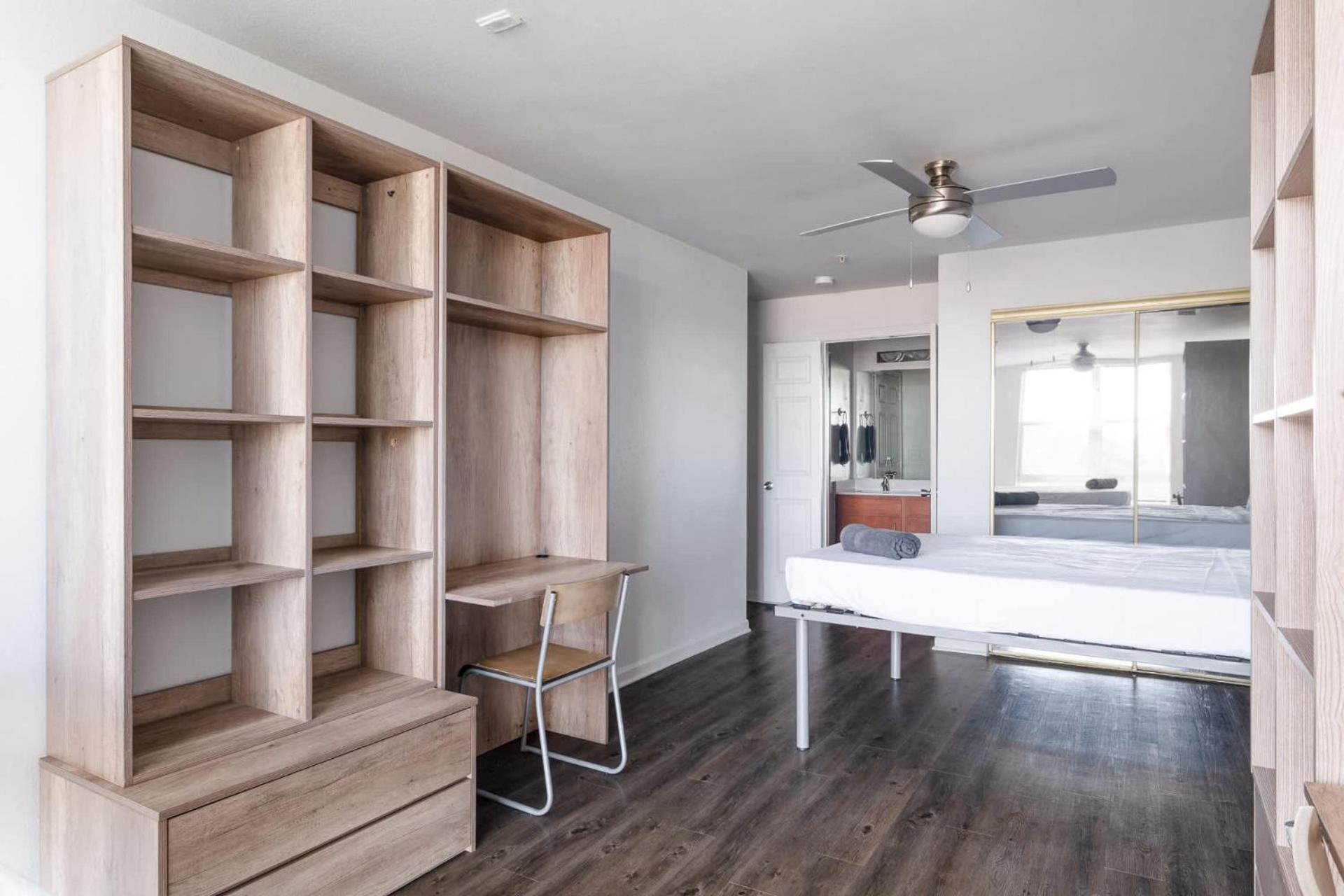 Apartment Upstay - W 4br - Pool Gym Bbq & Games *
