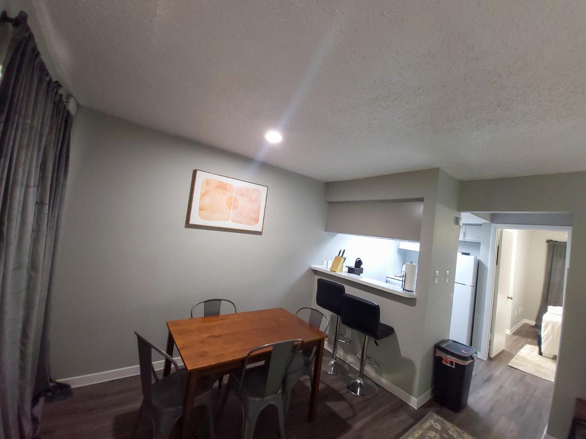 Apartment Beautiful 1br 5 Mins To Ut 6879 Austin