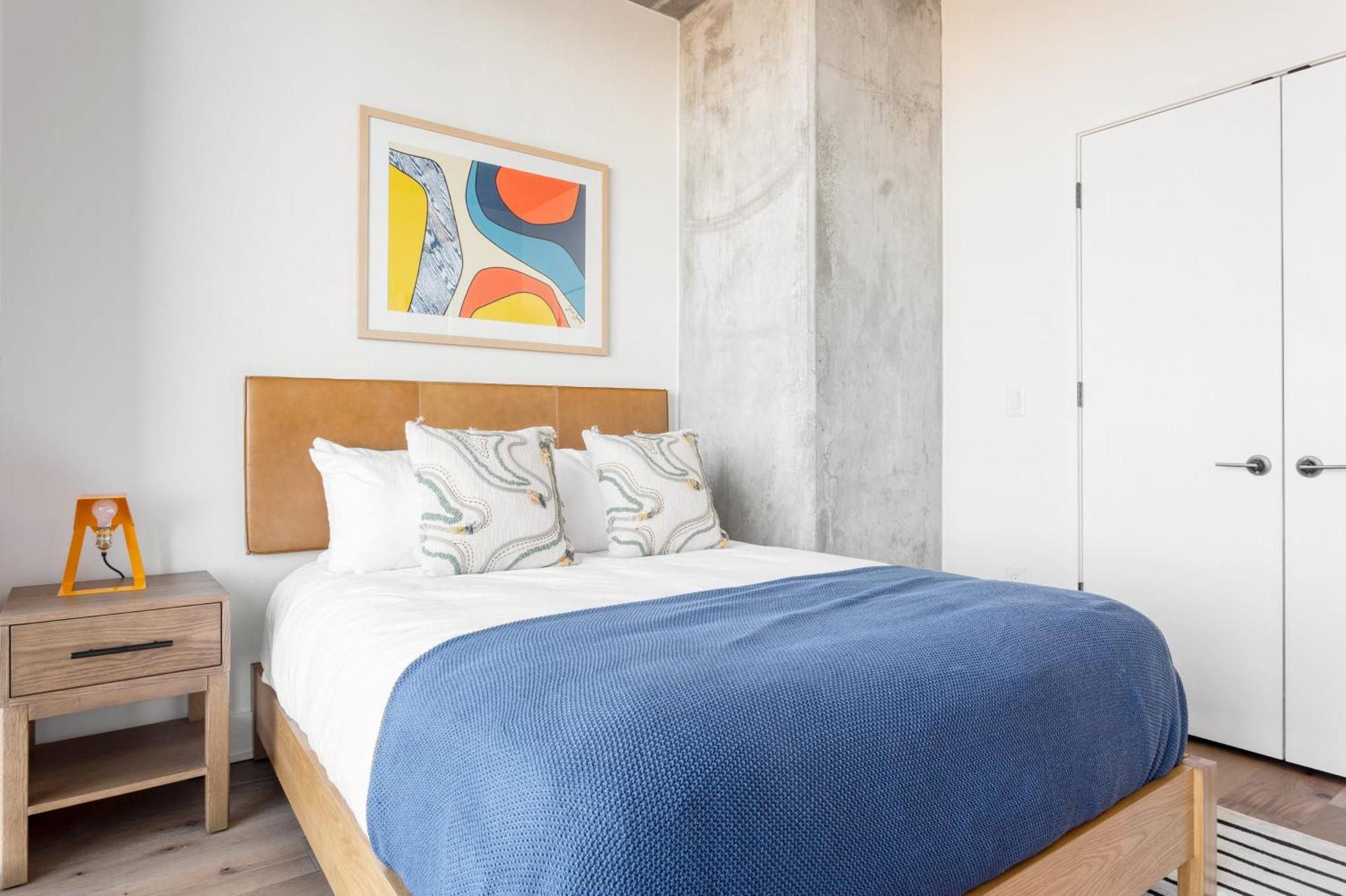 Sleeps 40 12 In New High Rise W Rooftop Pool Gym Yoga Holiday home