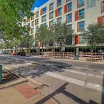 Frontdesk Pointe On Rio Apts West Campus Austin