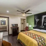 Super 8 by Wyndham Austin University/Downtown Area