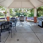 Sonesta Simply Suites Austin The Domain Area