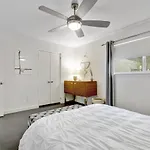 Quiet Mid Century Modern Retreat With Patio And Yard By Lodgewell