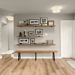 Entire Eastside Home W Space To Entertain And Yard