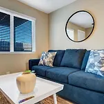 Get Comfy Memory Foam Beds And Tub In Central Atx