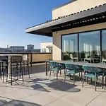 East Austin Studio W Pool Gym Wd Nr Nightlife Atx-152