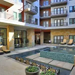 Domain 1Br W Gym Pool Wd Nr Restaurants Atx-184