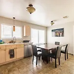 Opuluxe Poolside Paradise Sleeps 6
