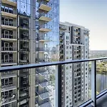 2Bd Condo-Rainey St-Best Views-Rt Pool