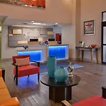Holiday Inn Express & Suites Austin North Central By Ihg