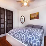 Charming Mini-Suite In West Campus!