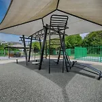 Spacious 3B/3Bath W/ Gym, Free Parking, 1G Wi-Fi