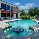 Road Runner Lodge
