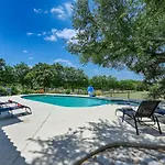Road Runner Lodge