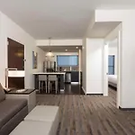 Hyatt House Austin/Downtown