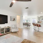 Centrally Located Austin Home With Private Patio!