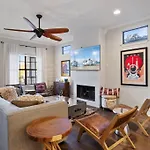 12 Guests - Arcade - Outdoor Dining - Pool - Grill