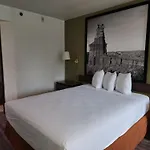 Super 8 by Wyndham Austin North/University Area